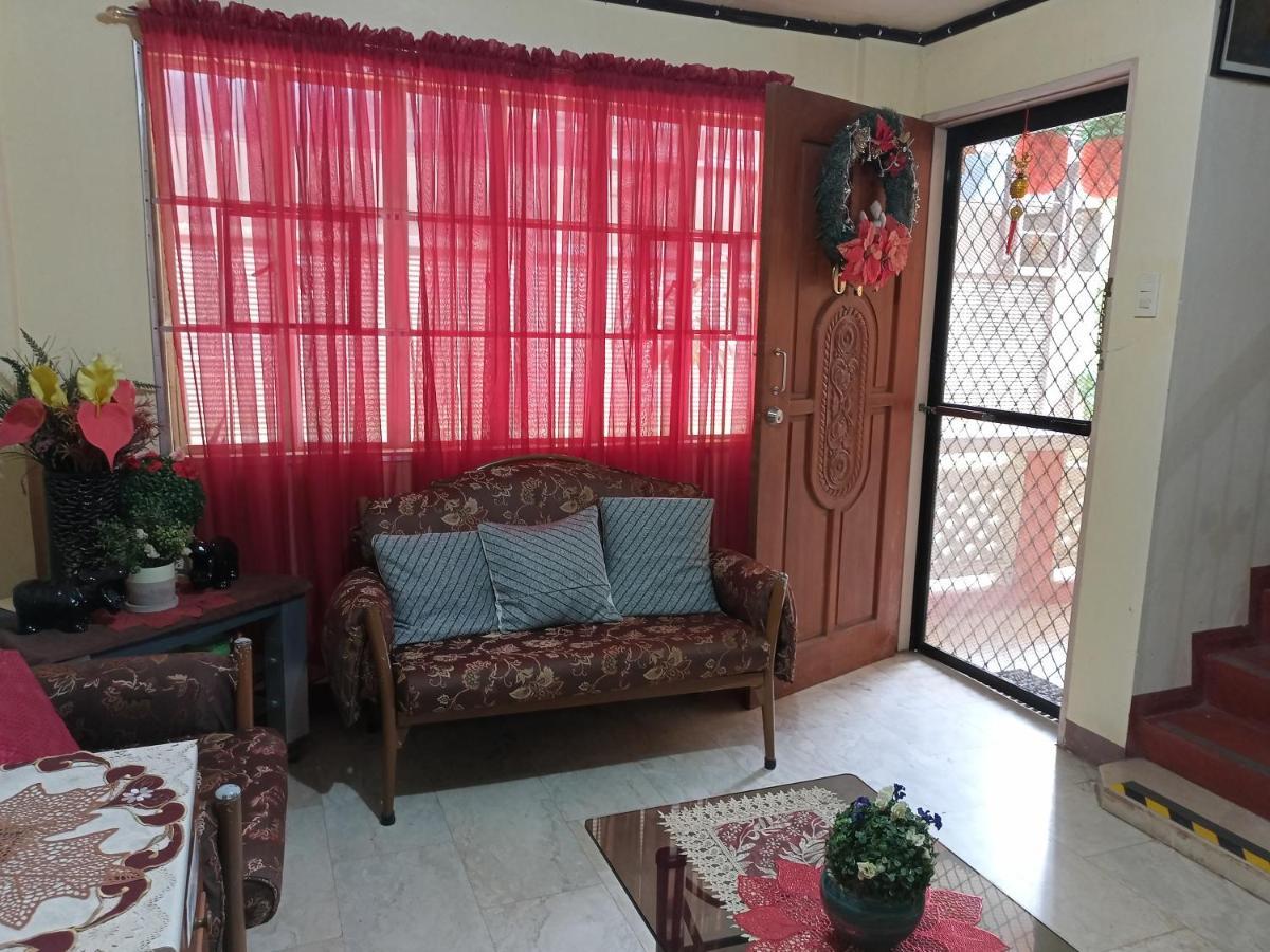 3Br Townhouse In Tagaytay City Villa Exterior photo